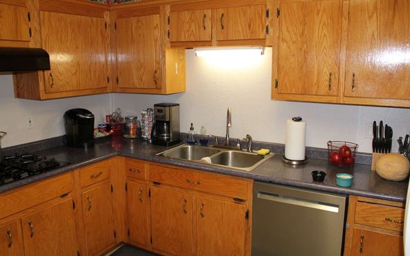 56 W Vineyard Ln, Hayesville, NC 28904
